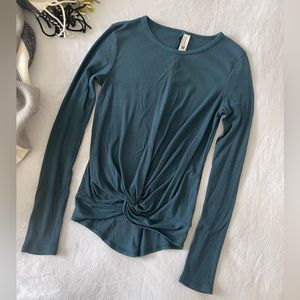 Free with purchase - all in motion xs top